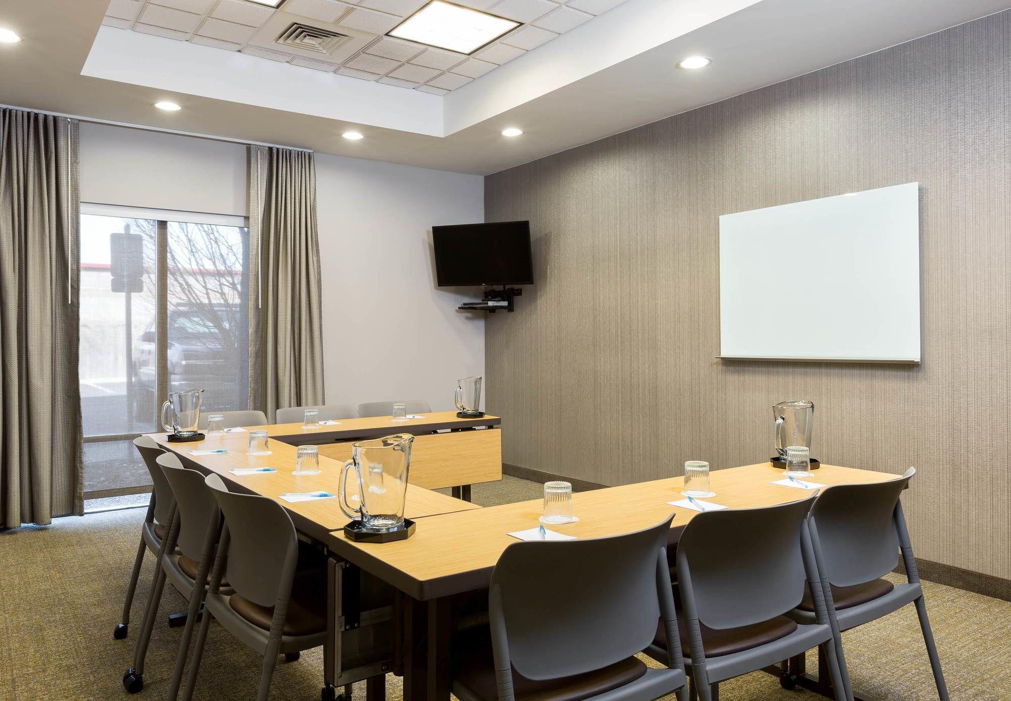 Springhill Indianapolis Hotel 3*