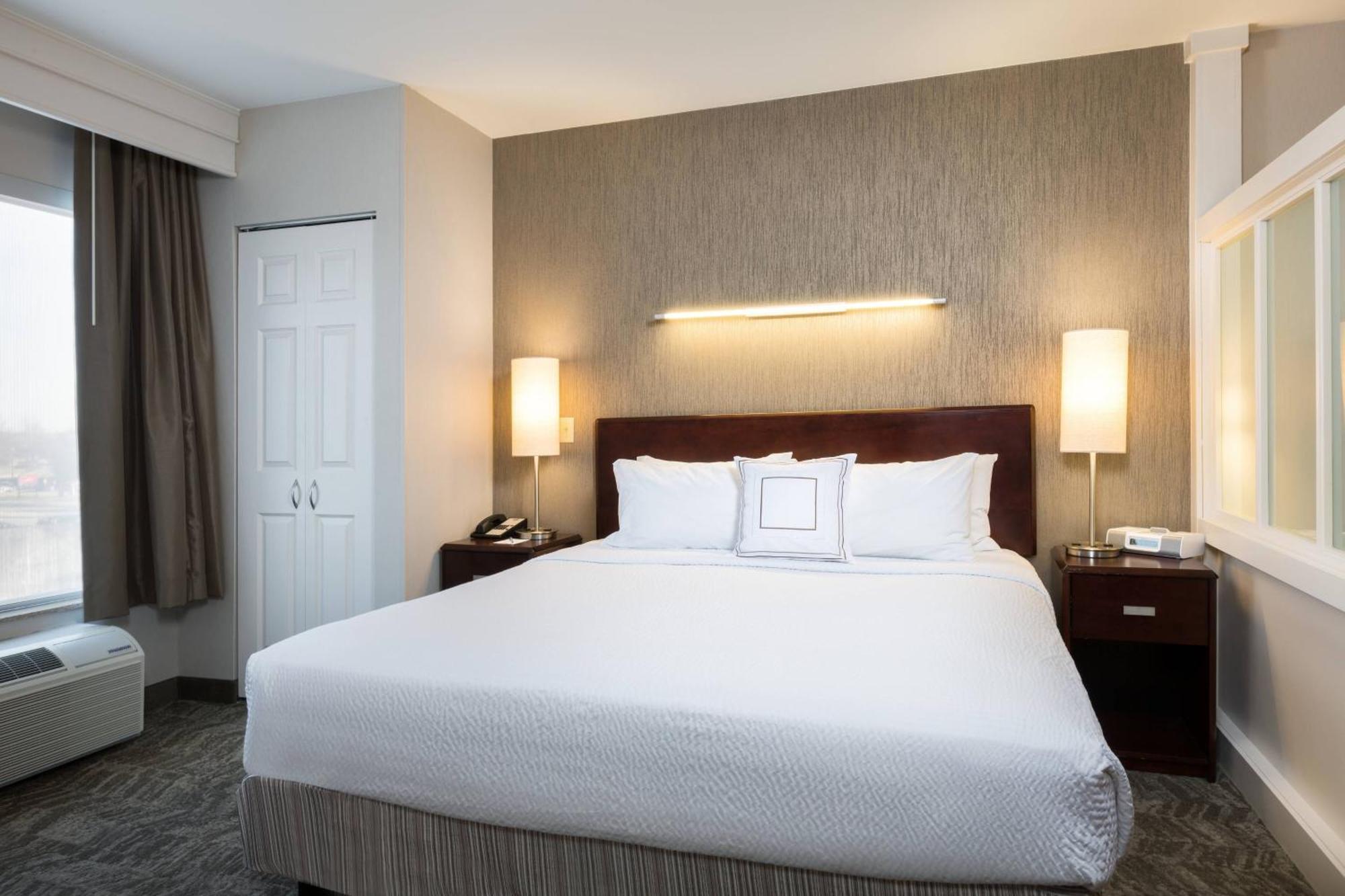 Hotel Springhill Indianapolis 3*